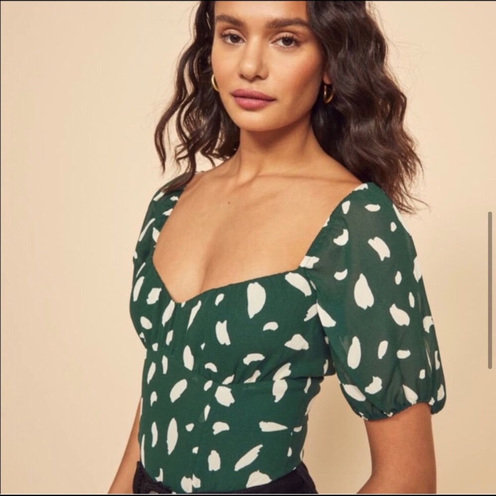 Reformation Berry top